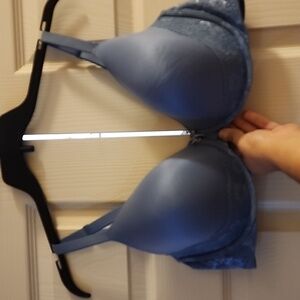 VICTORIAS SECRET BRA